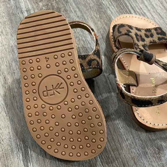 Freshly Picked Malibu Sandals Leopard - Picture 7 of 9